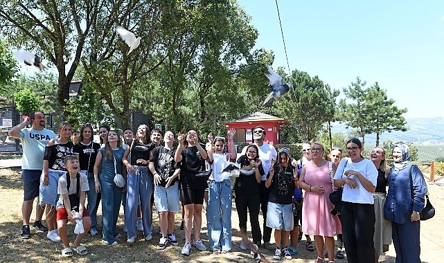 Bosnalı öğrenciler Osmangazi'de hayvan sevgisiyle buluştu