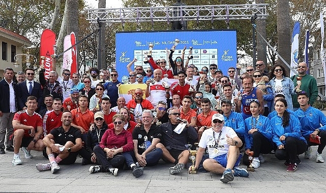 Mudanya, Avrupa Triatlon Balkan Şampiyonası'na ev sahipliği yaptı